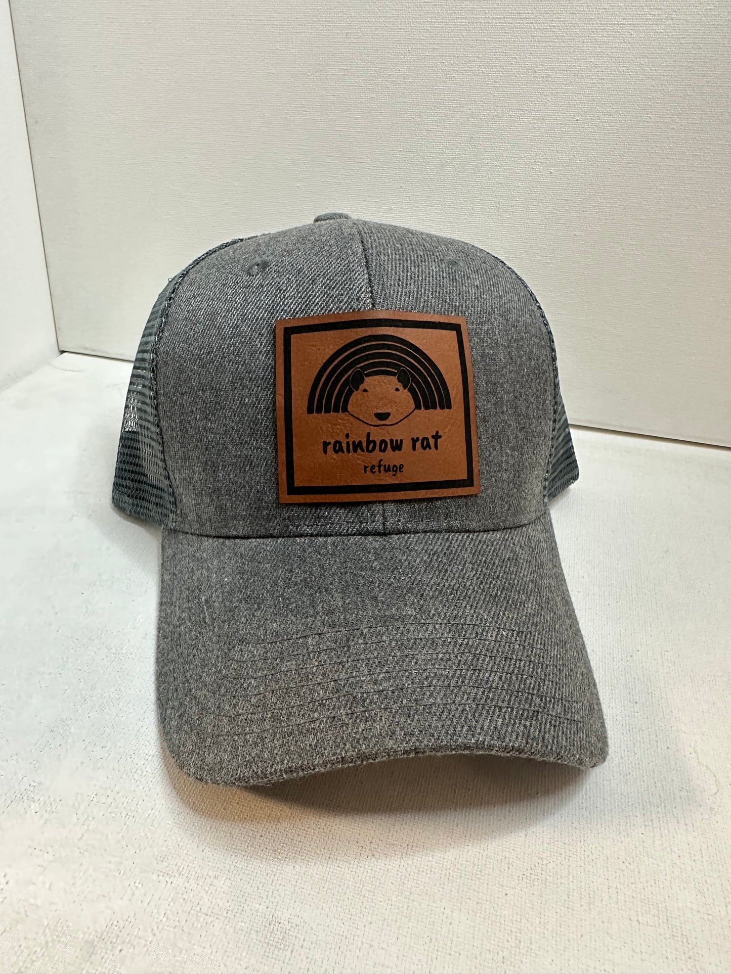 Rainbow rat Snapbacks
