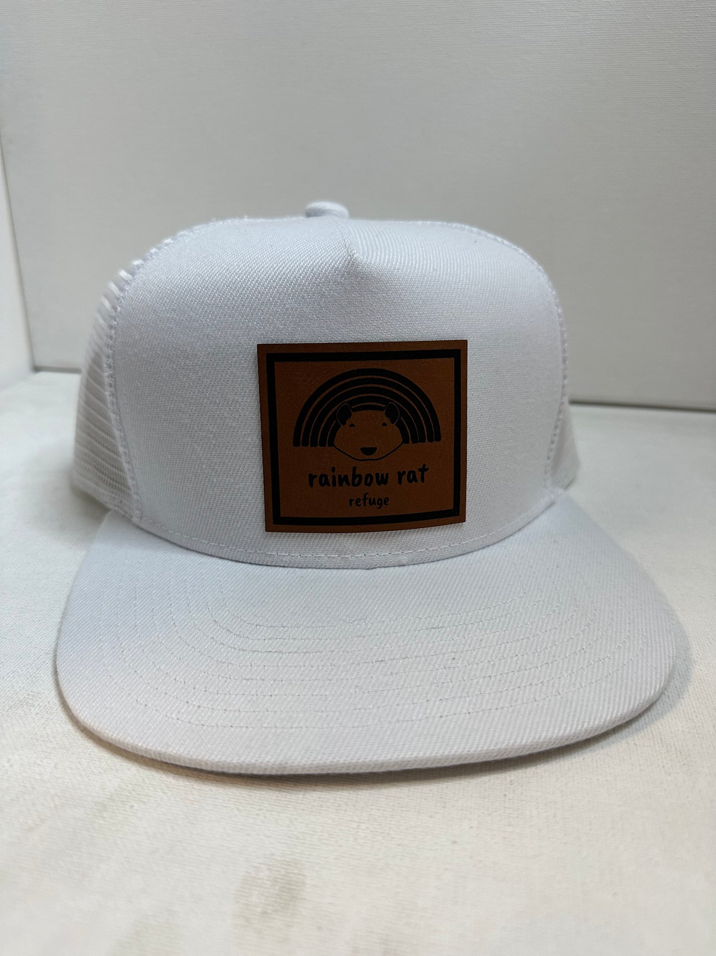Rainbow rat Snapbacks