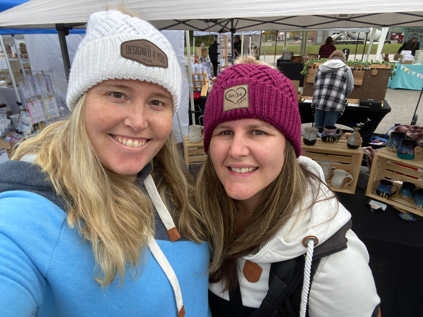 Ladies Pom toque